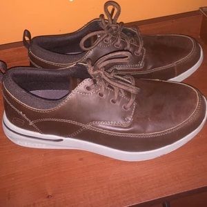 Sketchers Mens size 8 dress shoes
